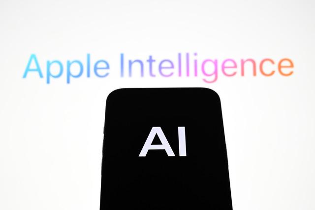 AA-20240610-34837314-34837311-APPLE_INTELLIGENCE