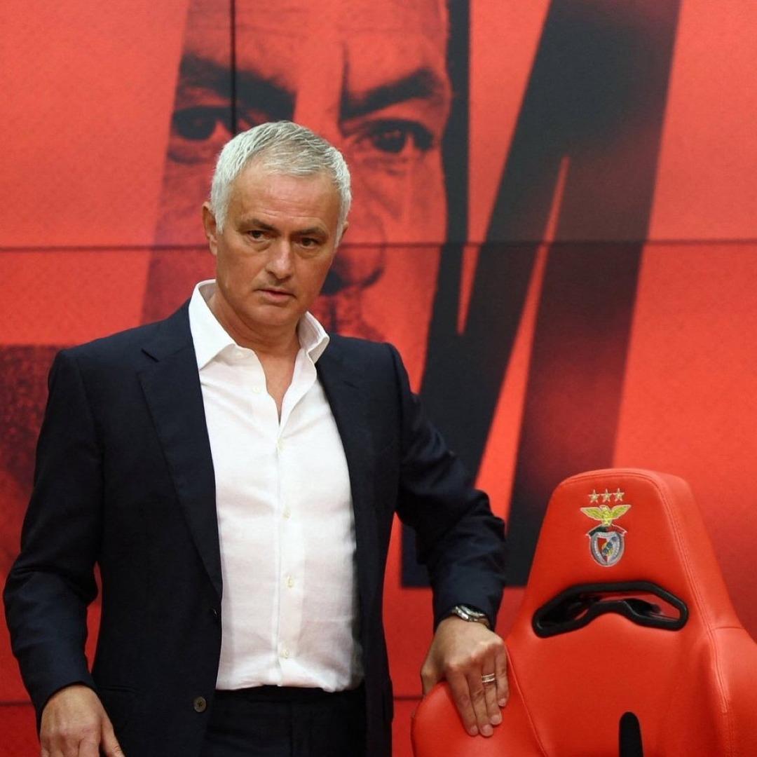 Fenerbahçe'den ayrılan ve Benfica tarafından imzalanan Jose Mourinho bir etkinlik yaratacak! 