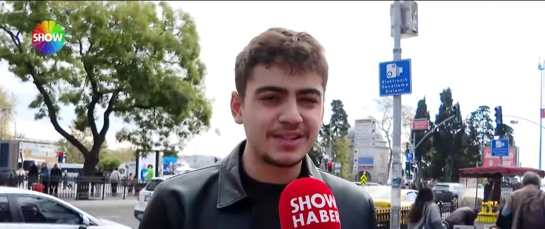 Evde birisinin olduğunu sandılar! Yapay zekayla yapılan dilenci şakası 5 ebeveyni ağlattı